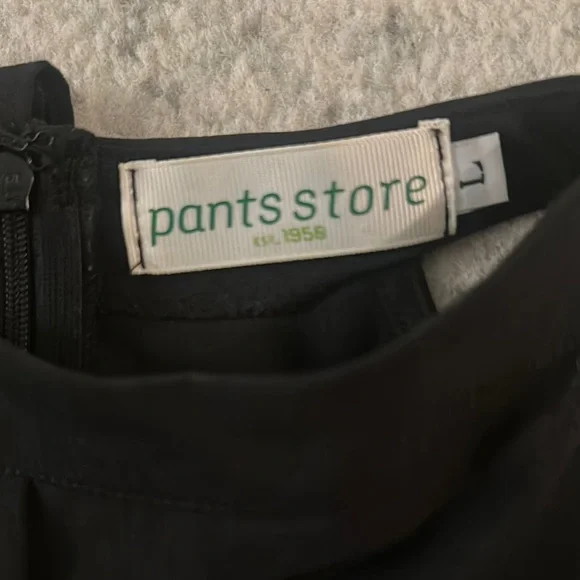 The Pants Store Black Asymmetrical Ruffle  Sleeveless Peplum Blouse - Picture 4 of 5